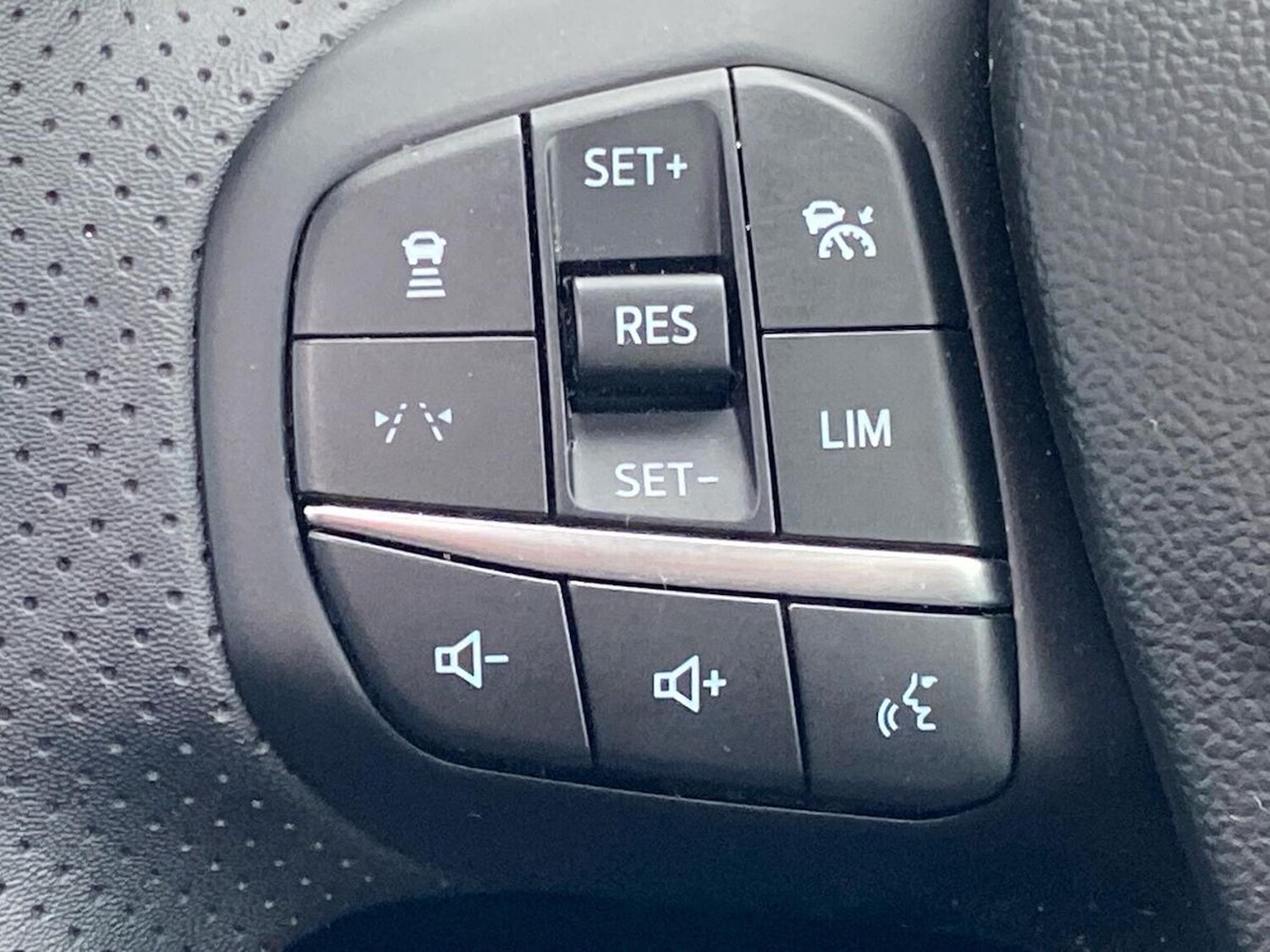 Used Ford Kuga 2025 for sale - 78194689: Photo 28