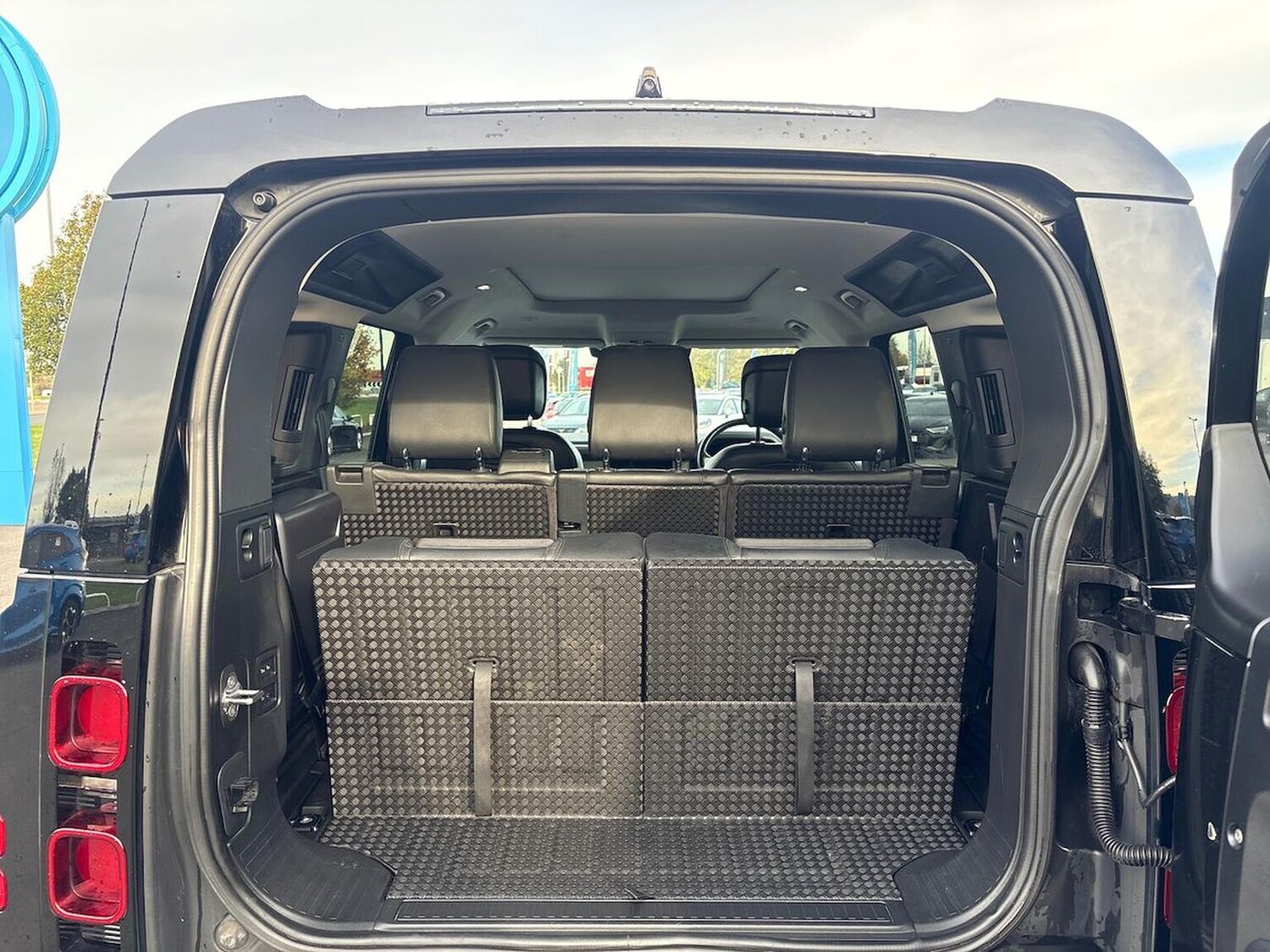 Used Land Rover Defender 2020 for sale - 76379273: Photo 17