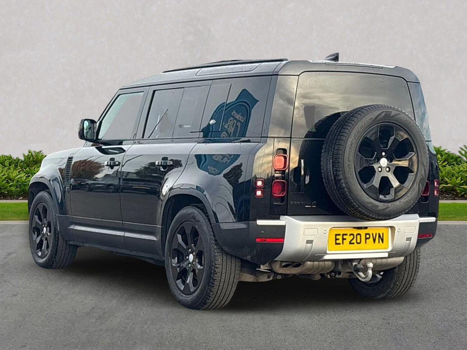 Used Land Rover Defender 2020 for sale - 76379273: Photo 2