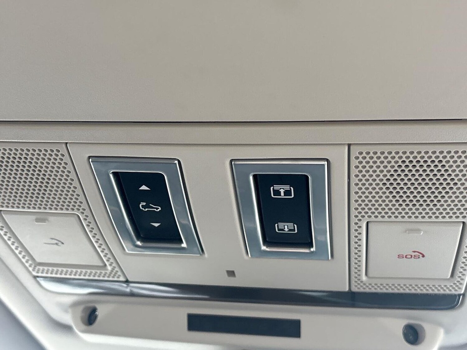 Used Land Rover Defender 2020 for sale - 76379273: Photo 22