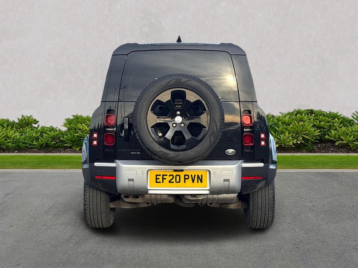 Used Land Rover Defender 2020 for sale - 76379273: Photo 4