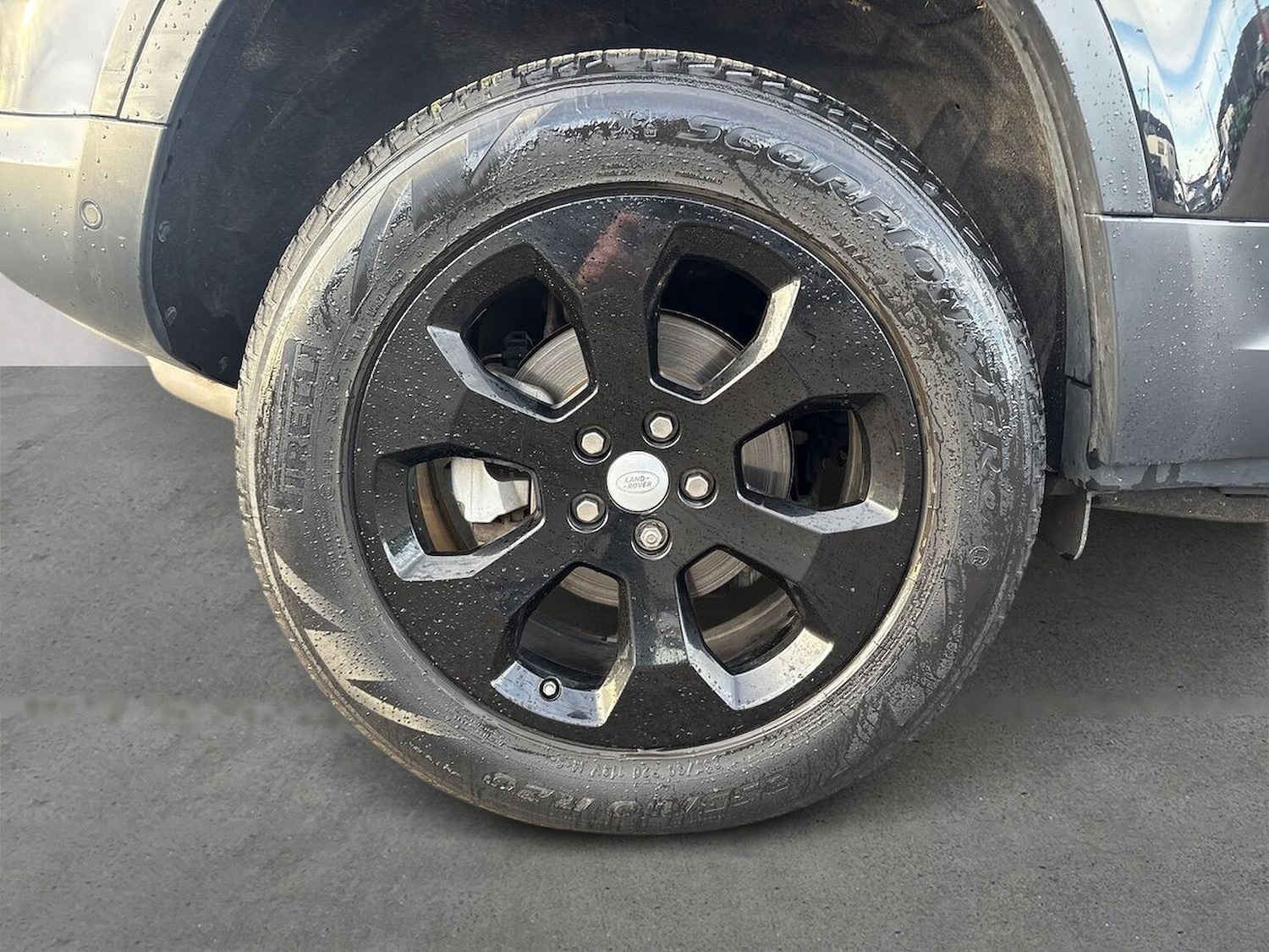 Used Land Rover Defender 2020 for sale - 76379273: Photo 6