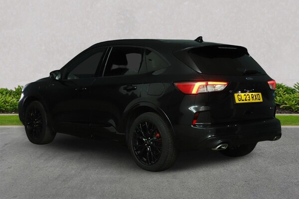 Used Ford Kuga 2023 for sale - 76299452: Photo 2