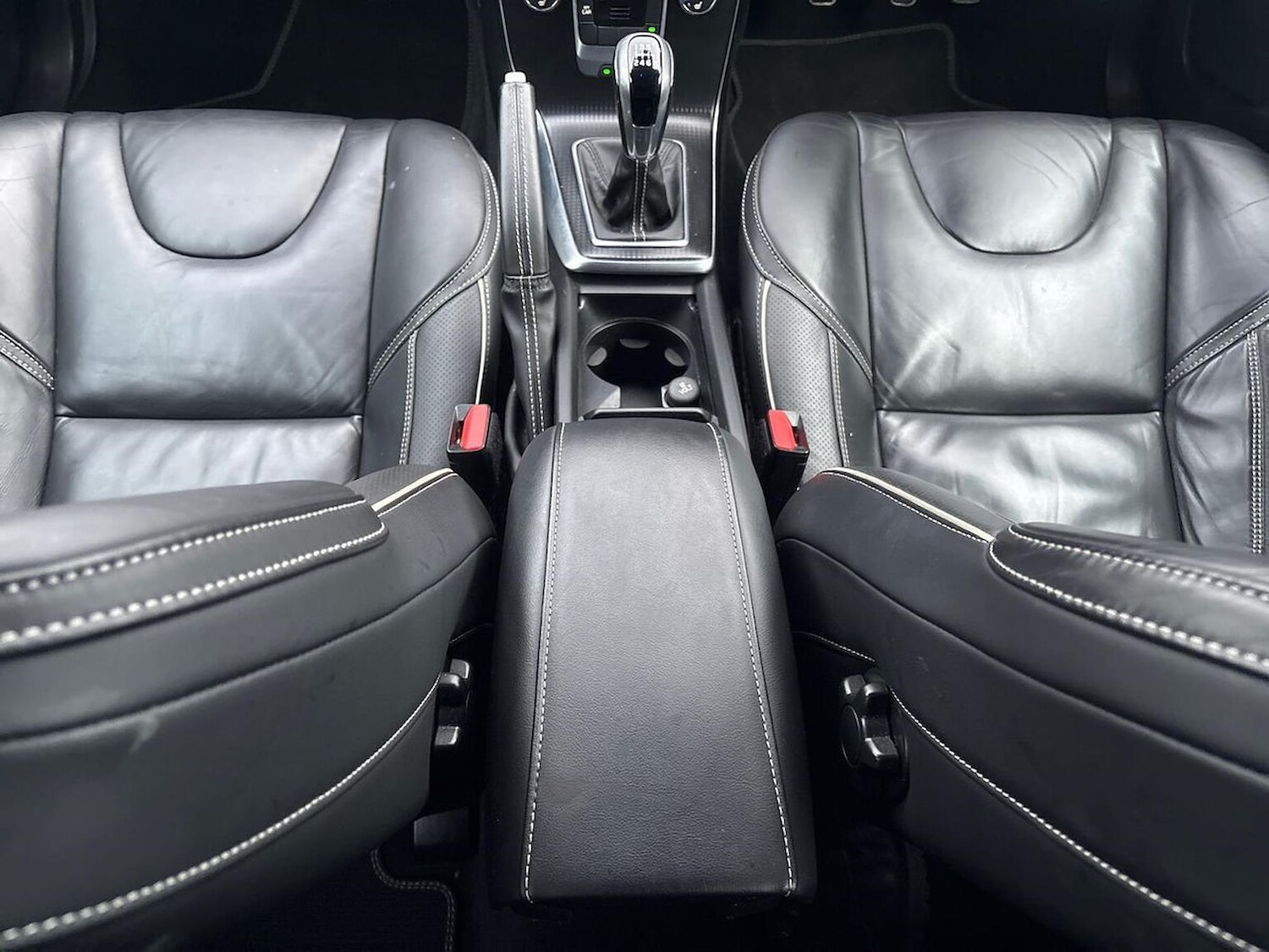 Used Volvo V40 2019 for sale - 77023404: Photo 13