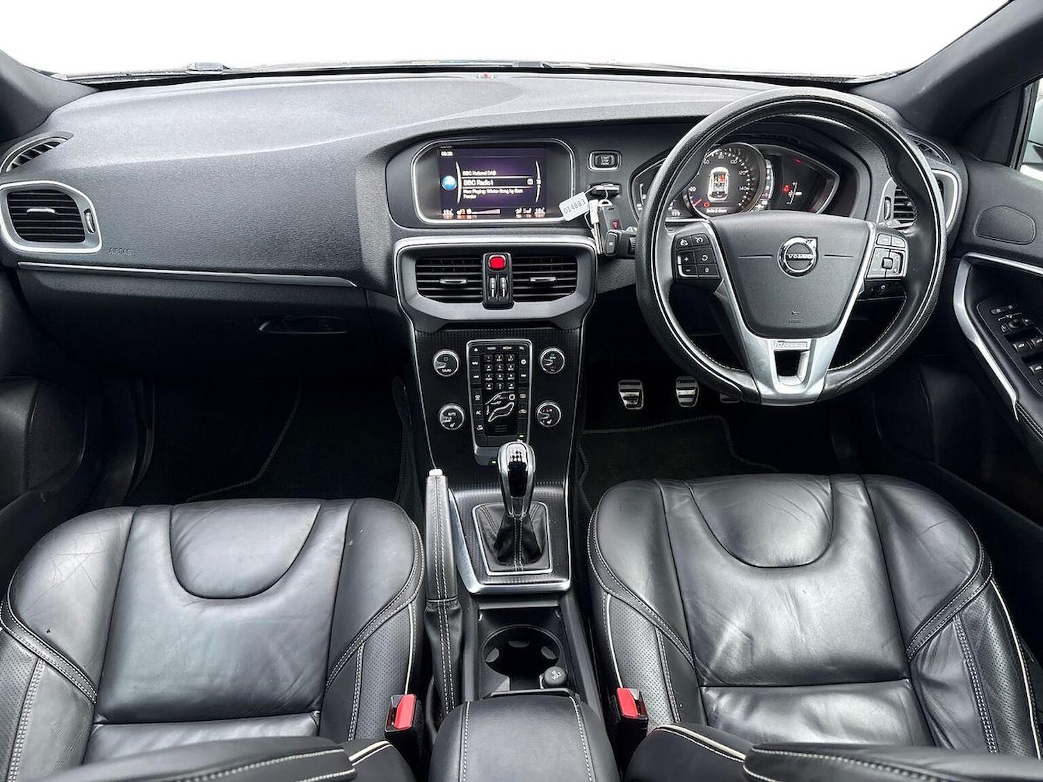 Used Volvo V40 2019 for sale - 77023404: Photo 8