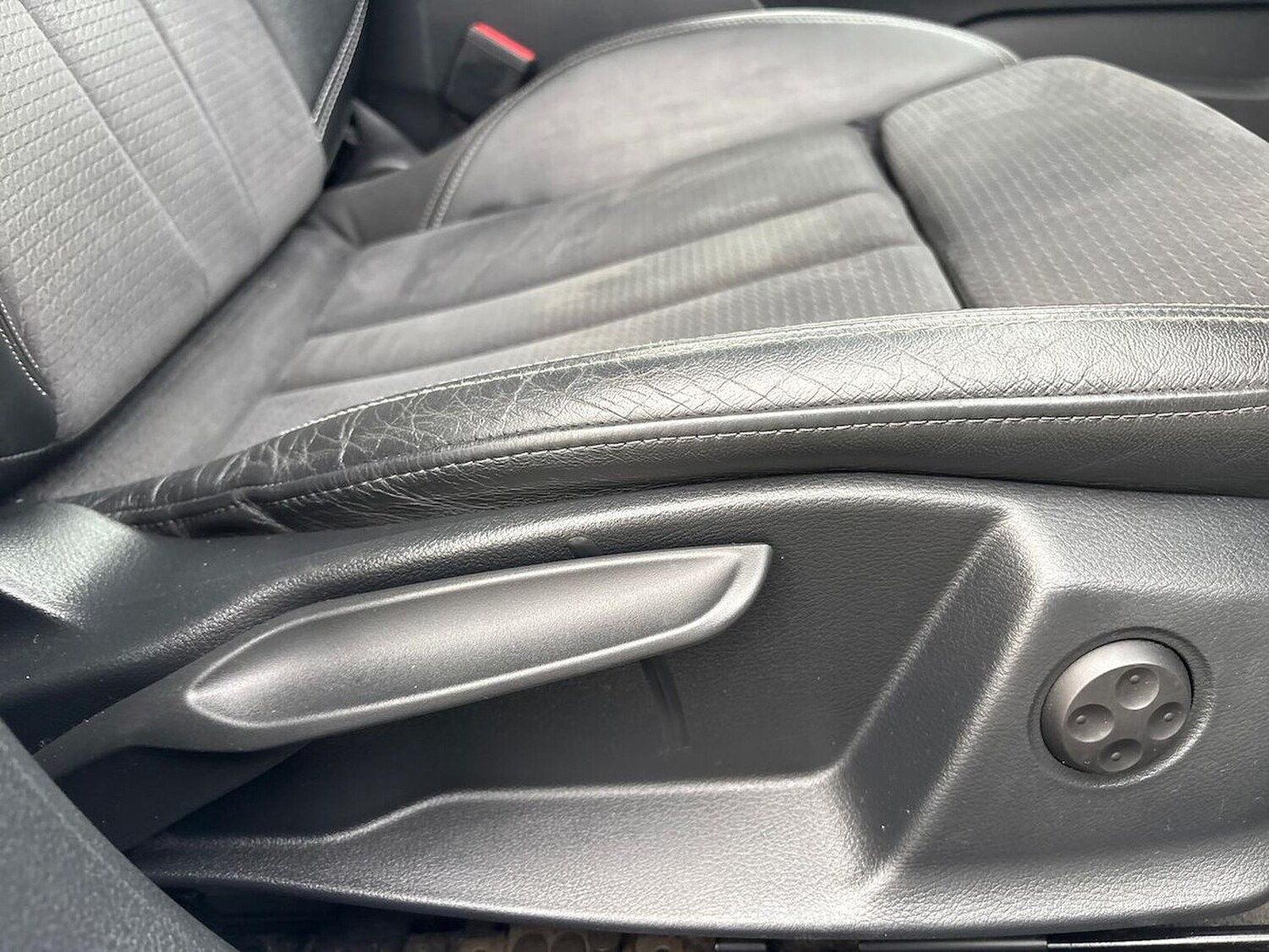 Used Audi A4 2023 for sale - 77489023: Photo 30