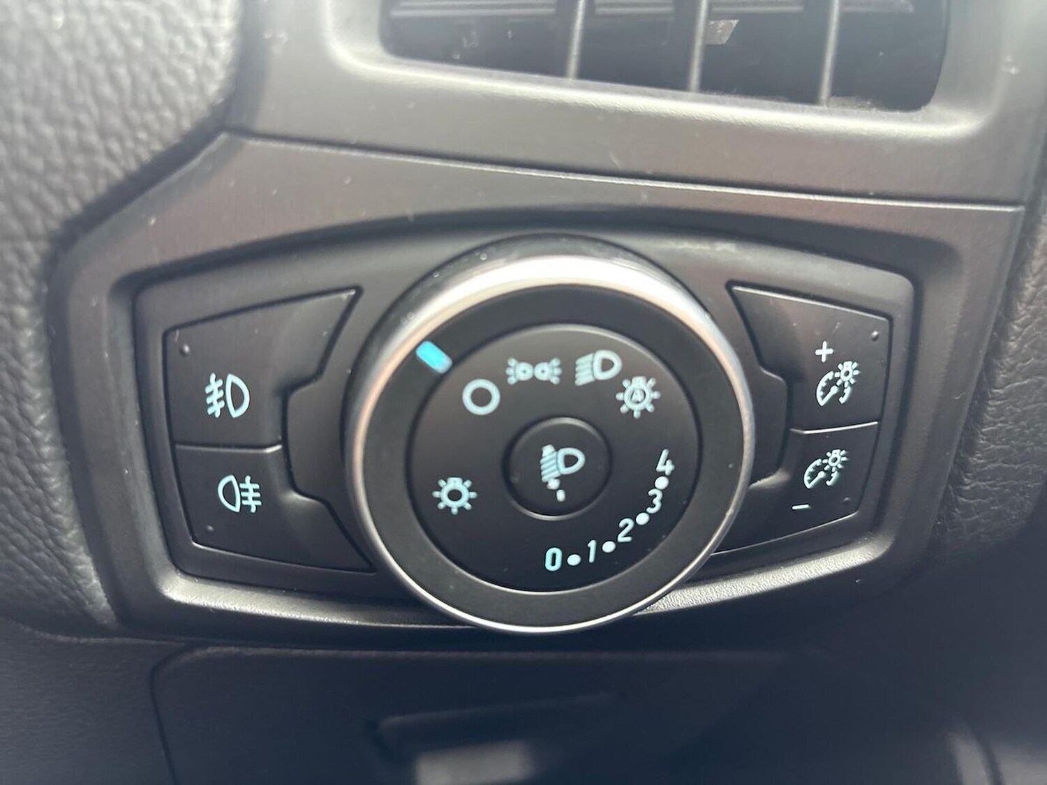 Used Ford Focus 2016 for sale - 76504988: Photo 21