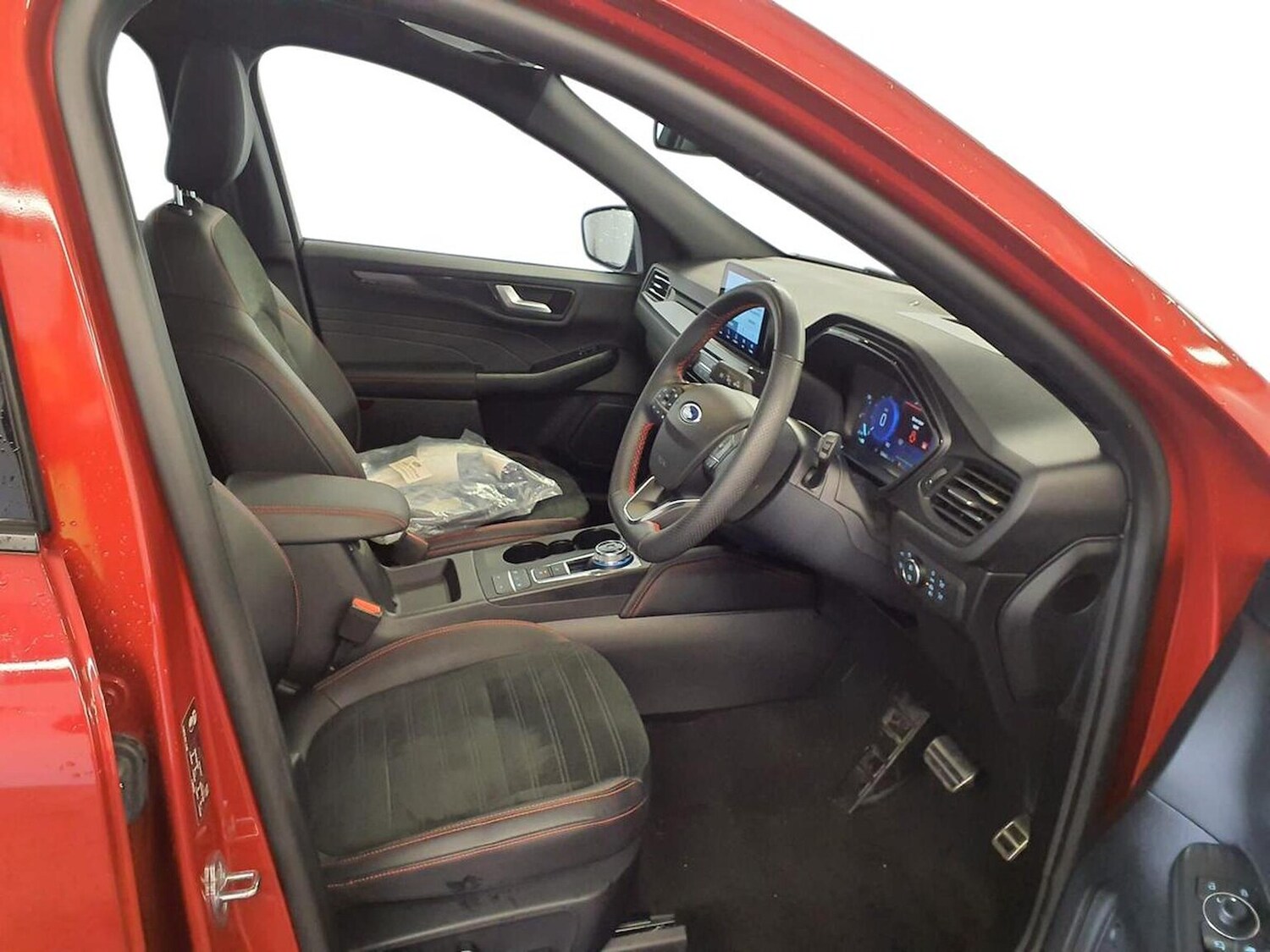 Used Ford Kuga 2023 for sale - 76807480: Photo 6