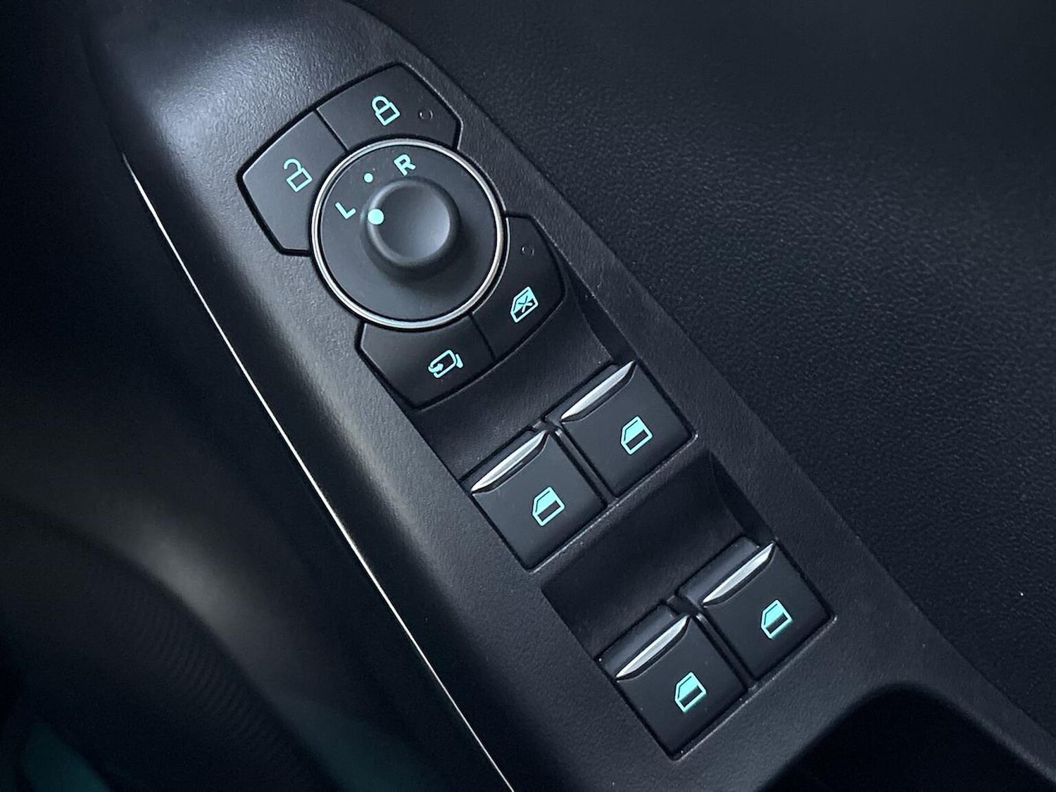 Used Ford Puma 2023 for sale - 76809403: Photo 21