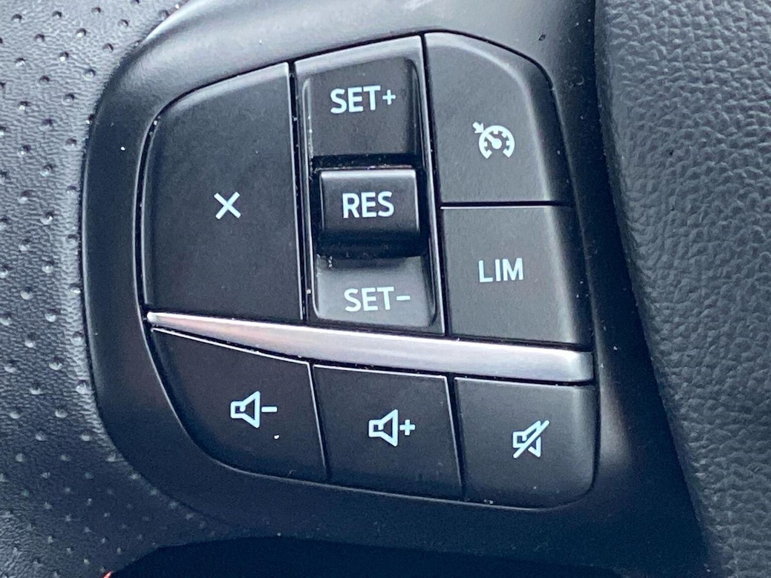 Used Ford Kuga 2022 for sale - 77901718: Photo 26