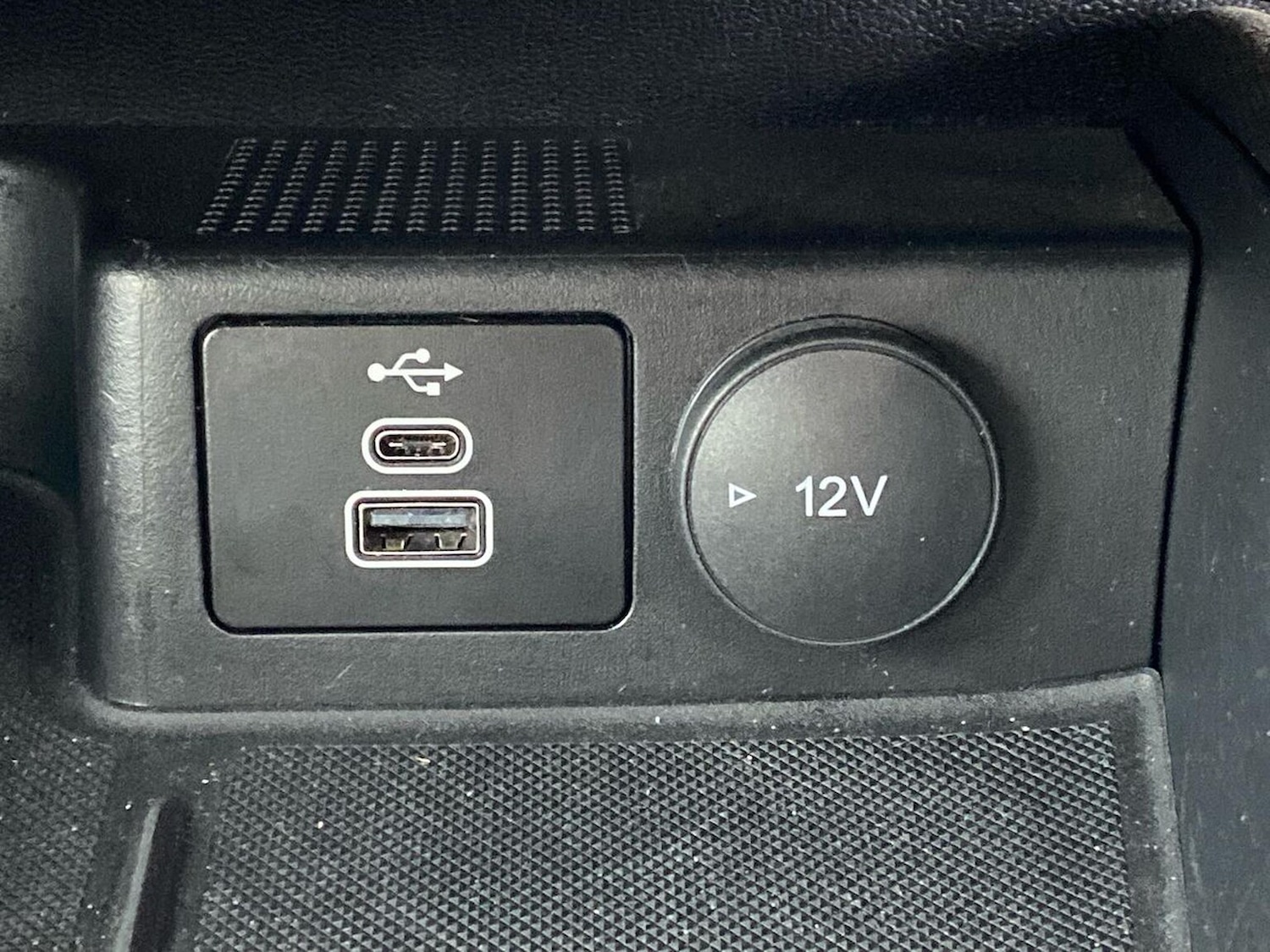 Used Ford Kuga 2022 for sale - 77901718: Photo 40