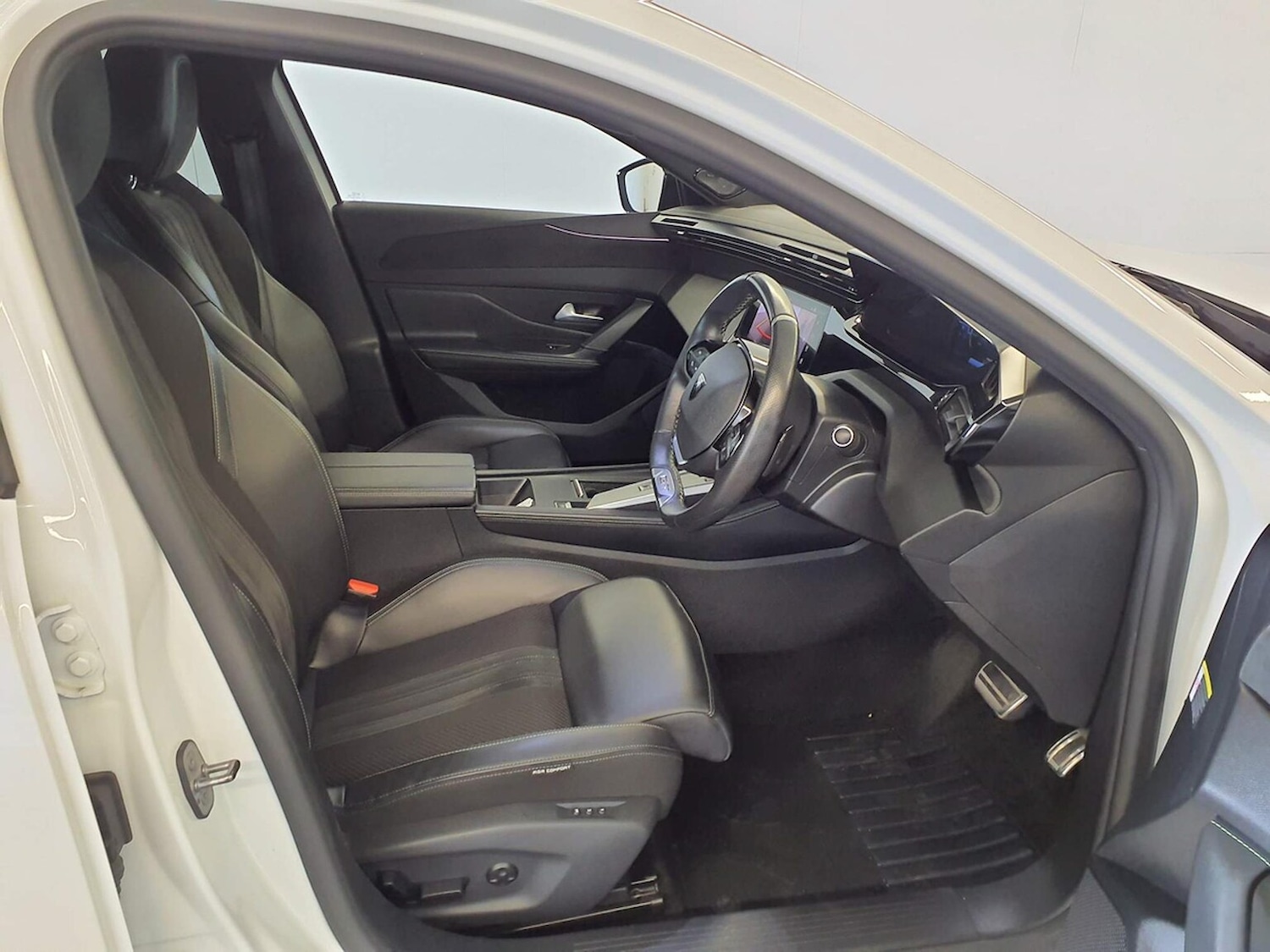 Used Peugeot 308 2022 for sale - 76170682: Photo 9