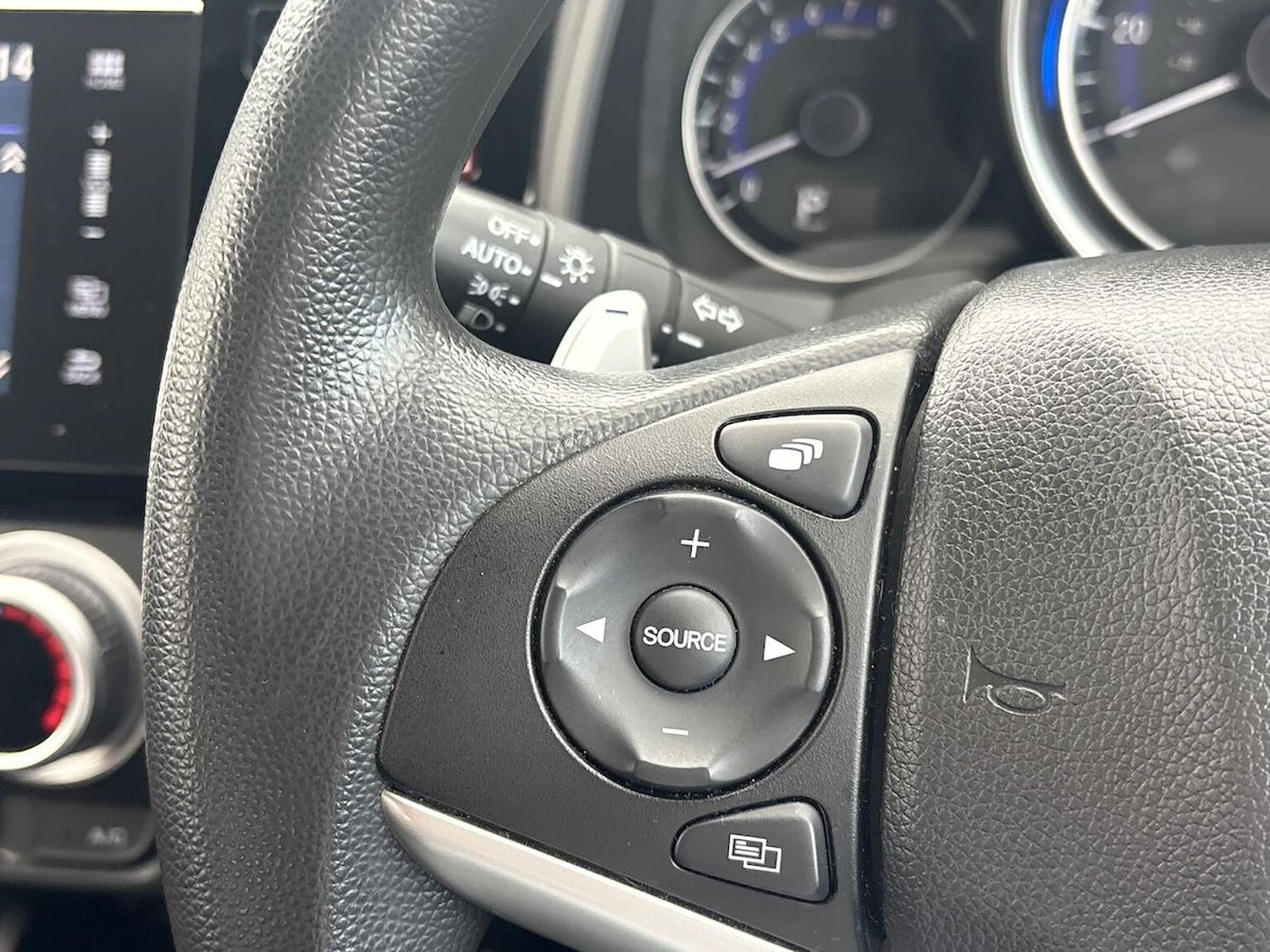 Used Honda Jazz 2017 for sale - 76577267: Photo 26