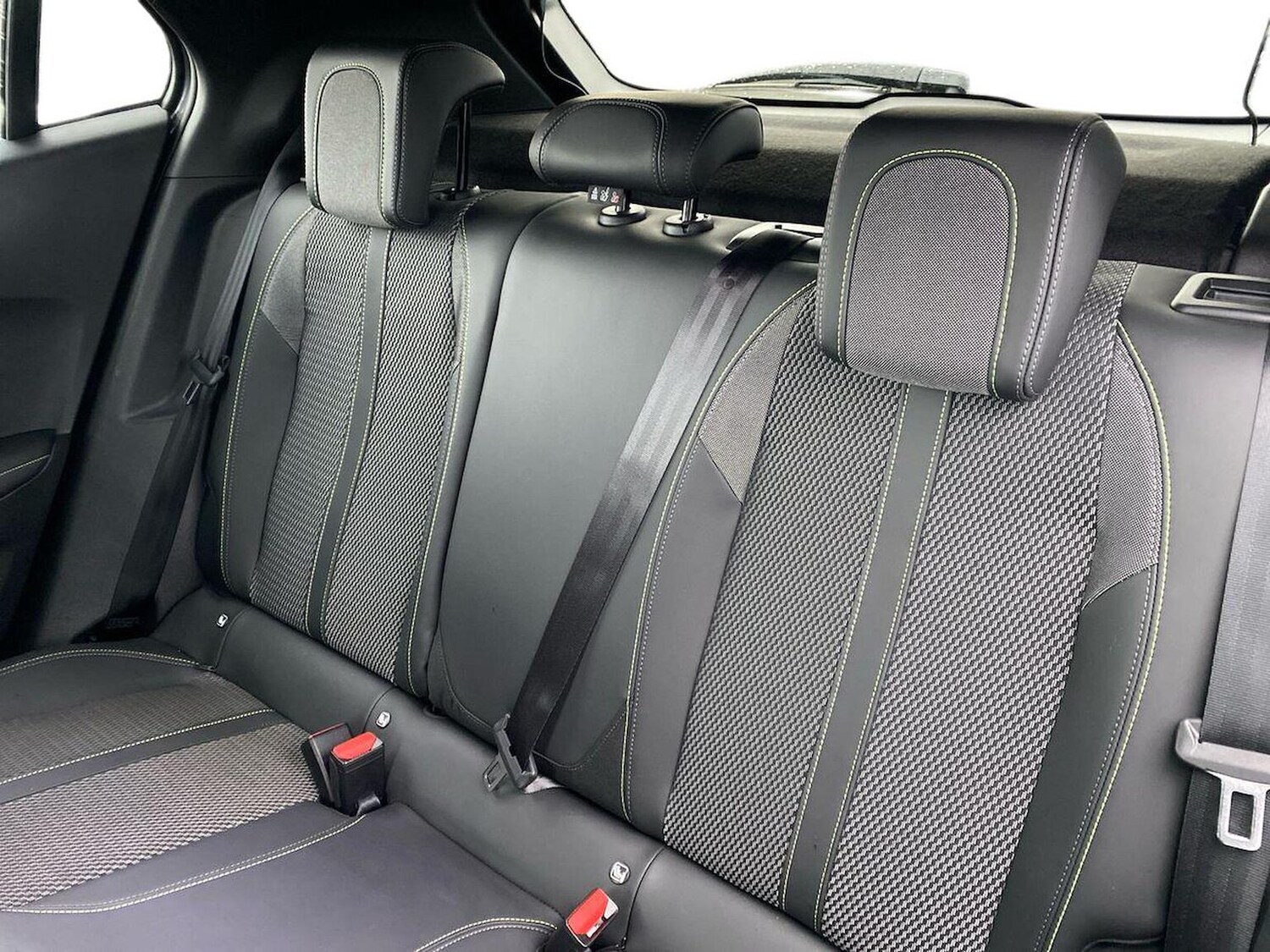 Used Peugeot 2008 2023 for sale - 77603686: Photo 16