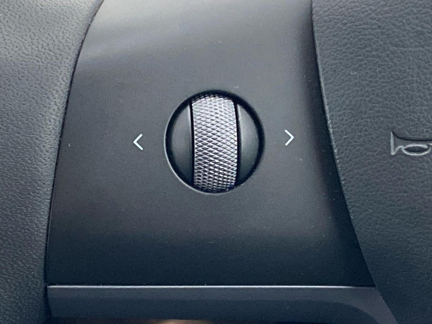 Used Tesla Model Y 2023 for sale - 77701371: Photo 26