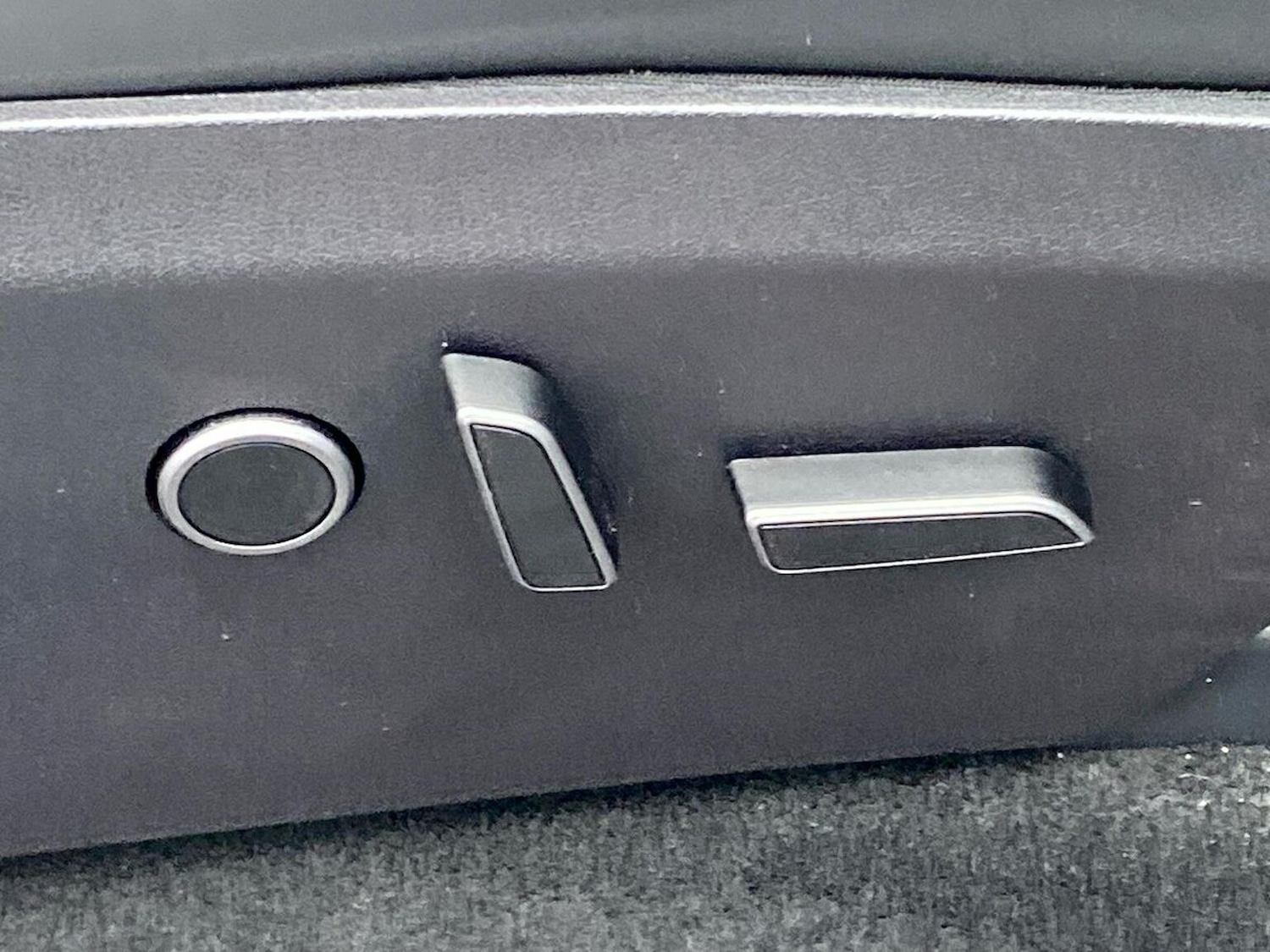 Used Tesla Model Y 2023 for sale - 77701371: Photo 30