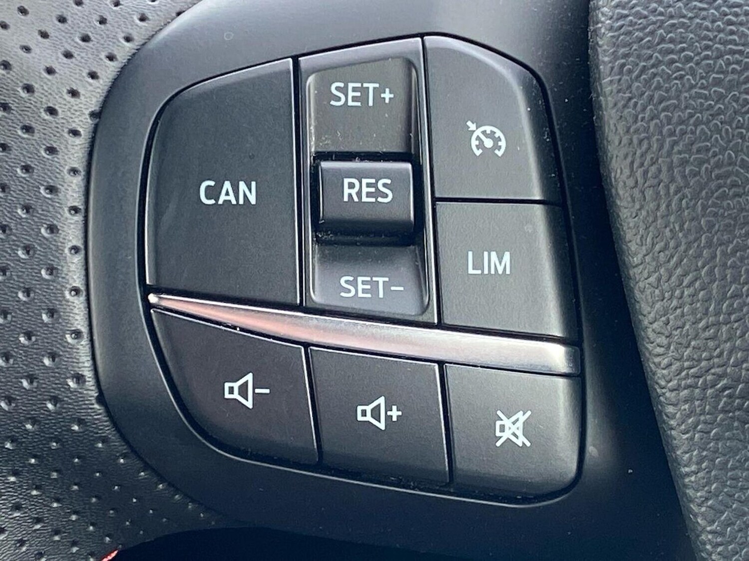 Used Ford Puma 2023 for sale - 78195092: Photo 28