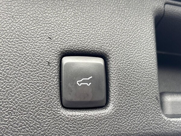 Used Ford Kuga 2022 for sale - 76128970: Photo 44