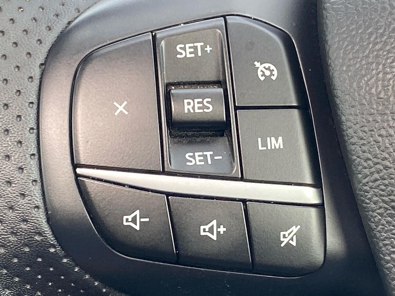 Used Ford Kuga 2023 for sale - 78194785: Photo 28