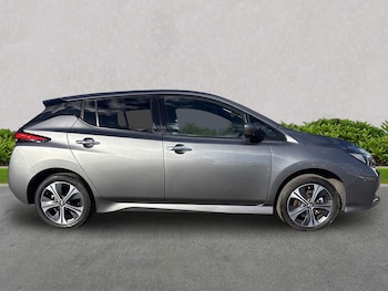 Used Nissan Leaf 2021 for sale - 76275127: Photo