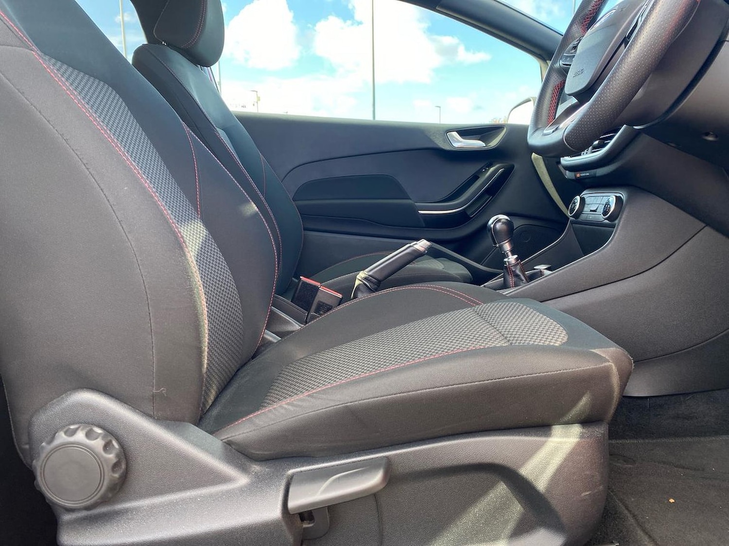 Used Ford Fiesta 2019 for sale - 76450571: Photo 29