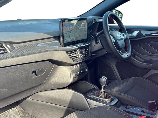 Used Ford Focus 2022 for sale - 76127134: Photo 7