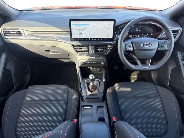 Used Ford Focus 2022 for sale - 76127134: Photo 8