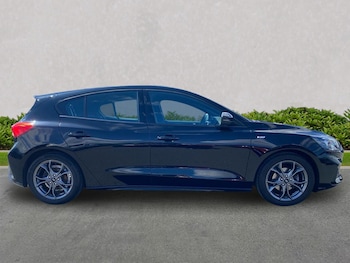 Used Ford Focus 2019 for sale - 78835575: Photo