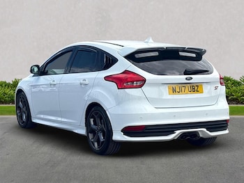 Used Ford Focus 2017 for sale - 75587346: Photo