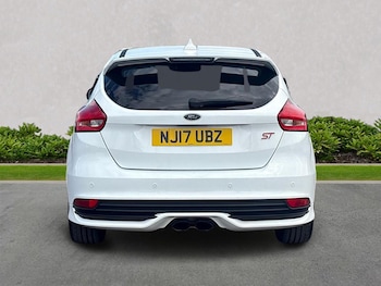 Used Ford Focus 2017 for sale - 75587346: Photo