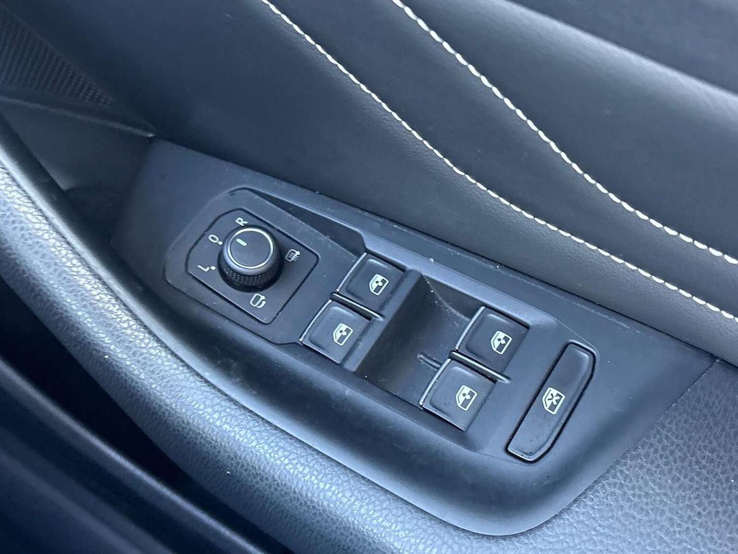 Used Volkswagen Passat 2021 for sale - 76310109: Photo 21