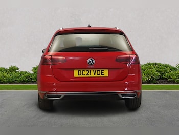Used Volkswagen Passat 2021 for sale - 76310109: Photo 4