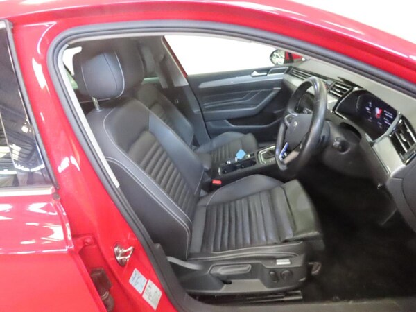Used Volkswagen Passat 2021 for sale - 76310109: Photo 8