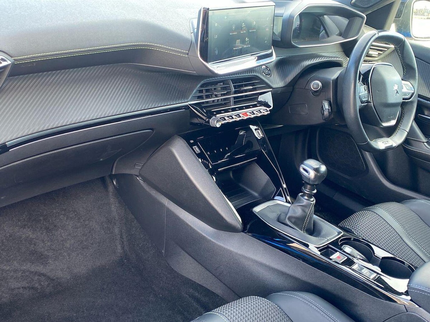 Used Peugeot 2008 2021 for sale - 78194915: Photo 9