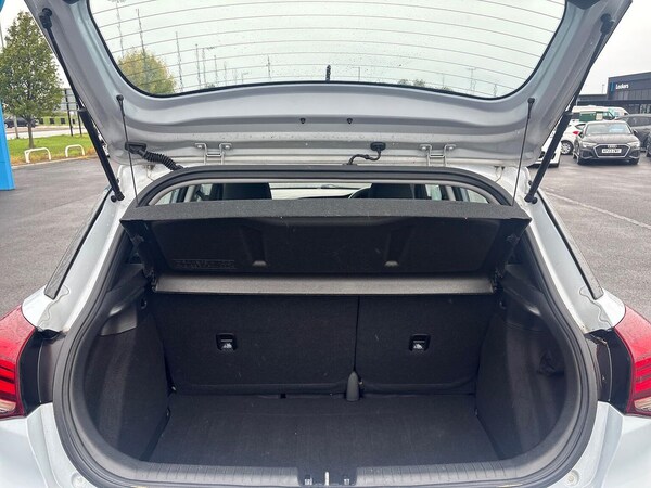 Used Hyundai i20 2020 for sale - 76127133: Photo 16