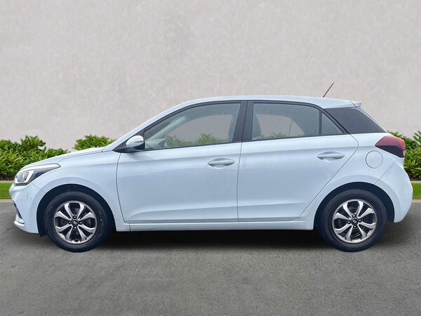 Used Hyundai i20 2020 for sale - 76127133: Photo 18