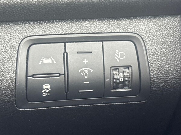 Used Hyundai i20 2020 for sale - 76127133: Photo 21