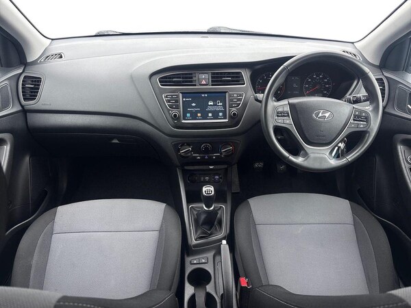 Used Hyundai i20 2020 for sale - 76127133: Photo 8
