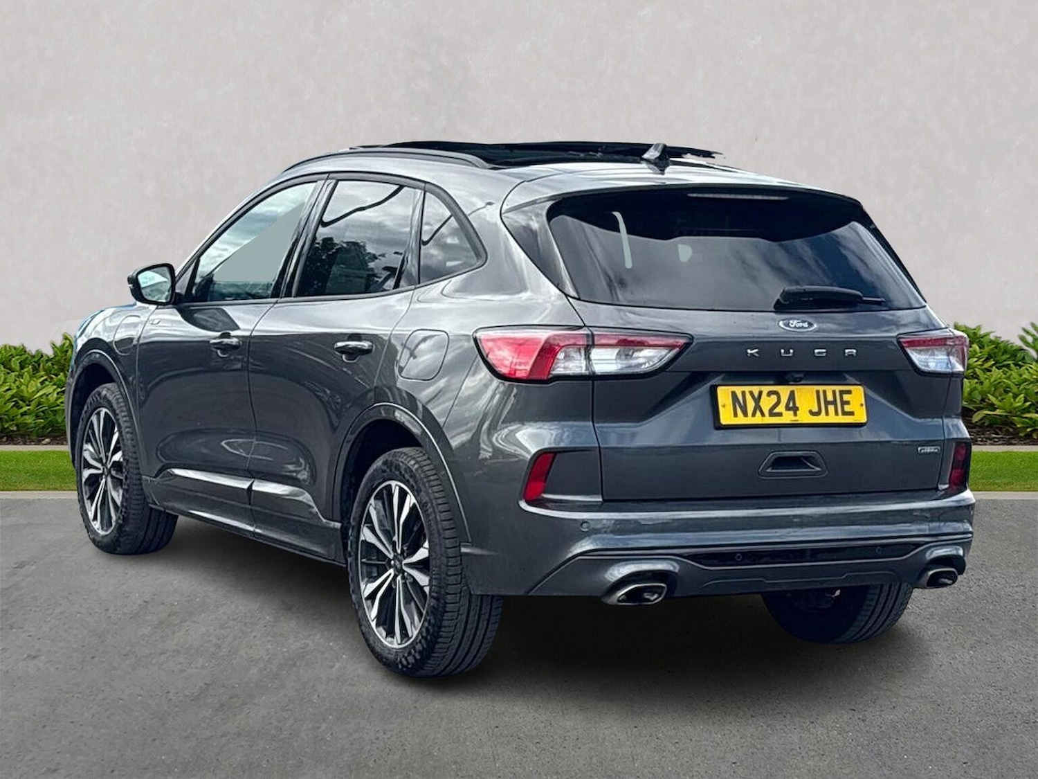 Used Ford Kuga 2024 for sale - 77489115: Photo 2