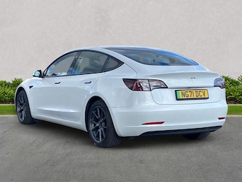 Used Tesla Model 3 2021 for sale - 79445105: Photo