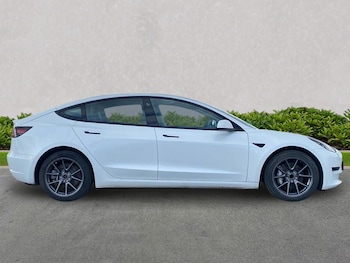 Used Tesla Model 3 2021 for sale - 79445105: Photo