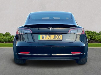 Used Tesla Model 3 2021 for sale - 77629379: Photo