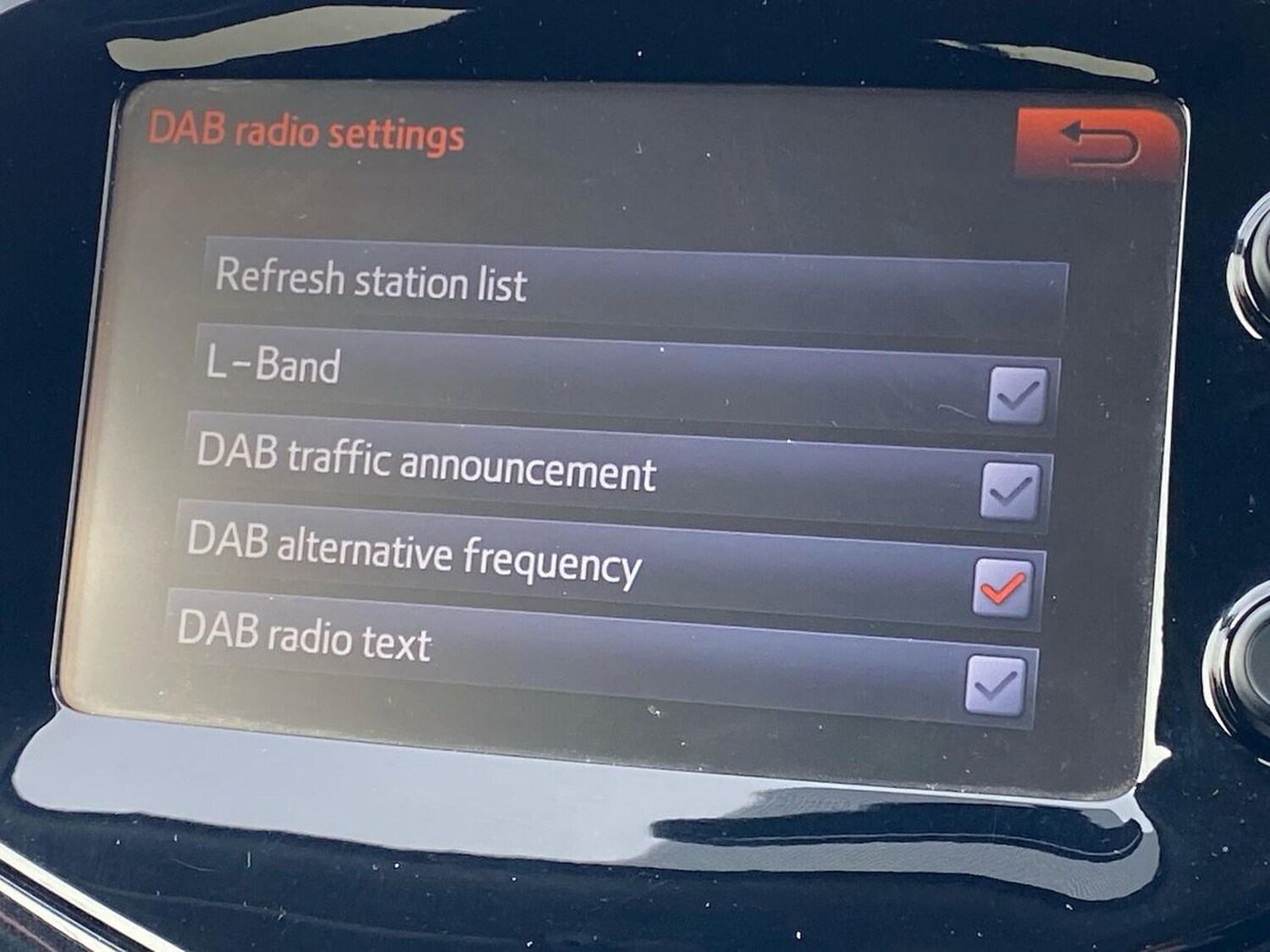 Used Toyota AYGO 2017 for sale - 78194865: Photo 27