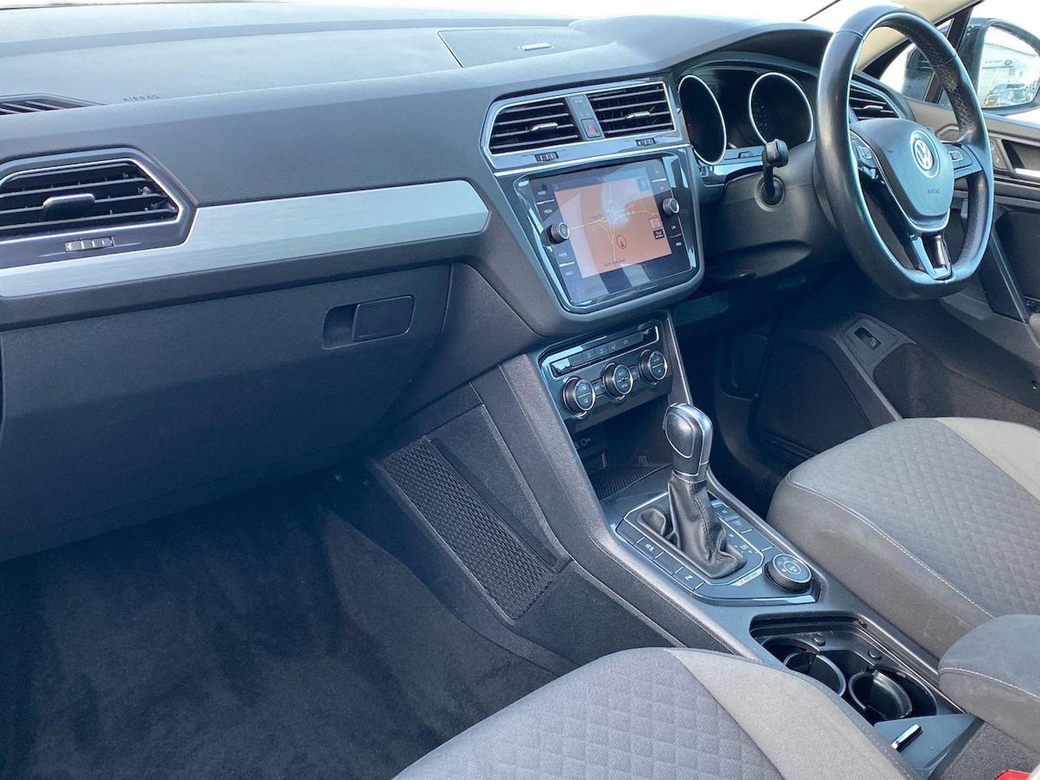 Used Volkswagen Tiguan 2019 for sale - 77803448: Photo 7