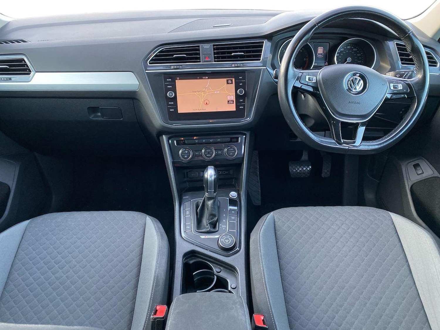 Used Volkswagen Tiguan 2019 for sale - 77803448: Photo 8