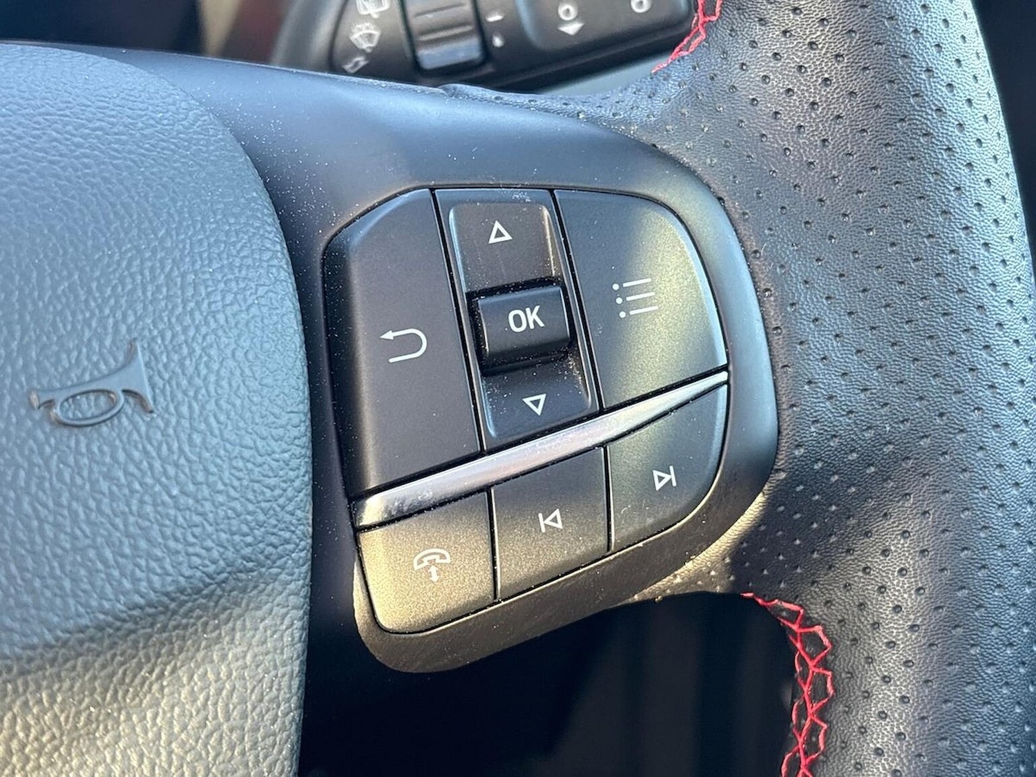 Used Ford Kuga 2025 for sale - 76893285: Photo 27