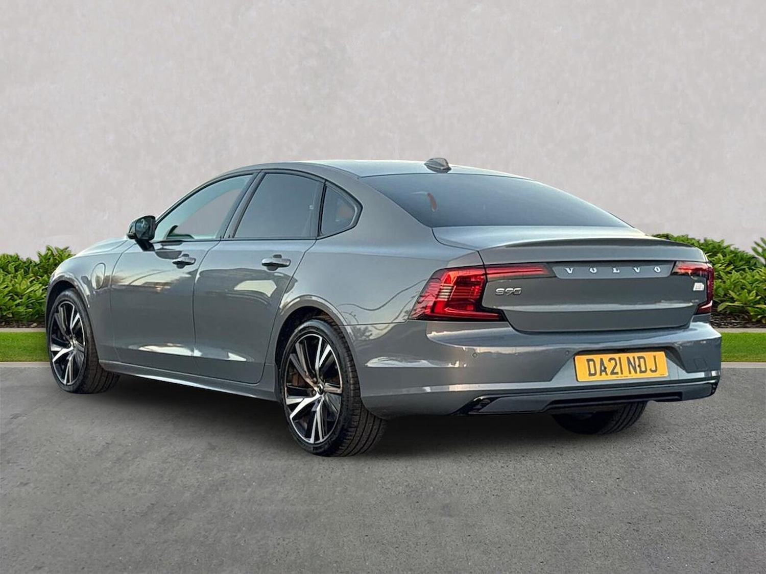Used Volvo S90 2021 for sale - 76794855: Photo 2