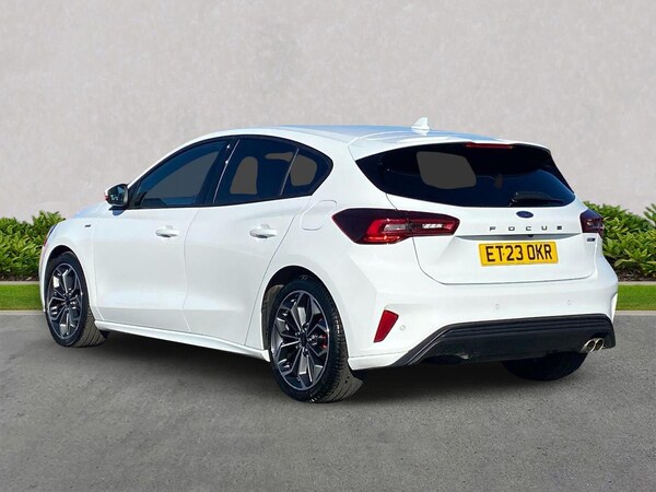 Used Ford Focus 2023 for sale - 76287283: Photo 2