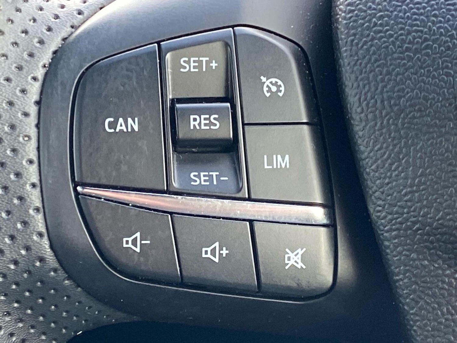 Used Ford Puma 2023 for sale - 77872139: Photo 26