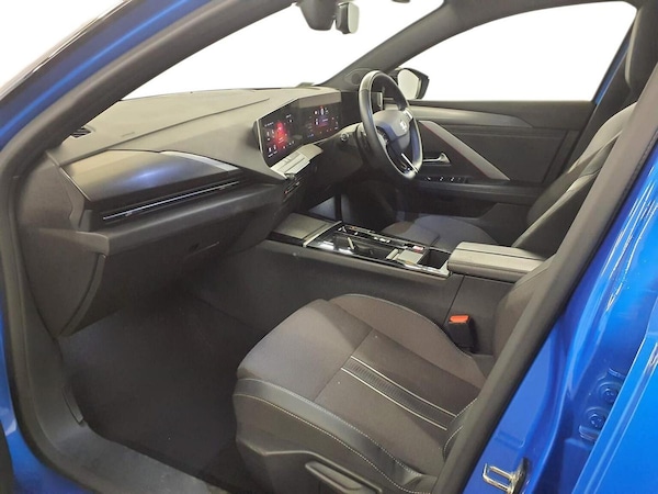 Used Vauxhall Astra 2023 for sale - 76219182: Photo 8